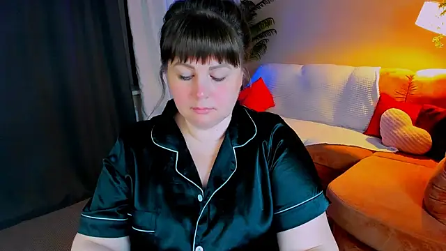 CrystaalStaar live XXX chat