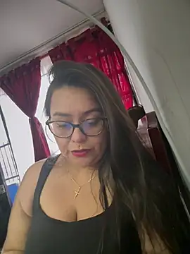 Ixchel_Anaid Chat XXX in diretta