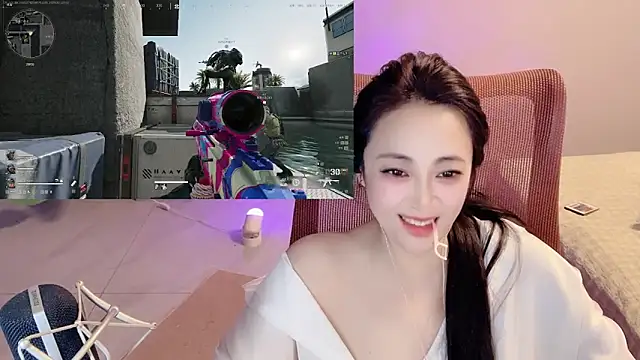 Chat XXX en directo de Daisy-77