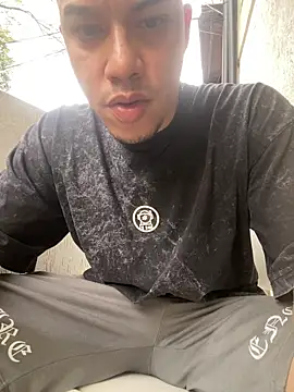 AlphaMasterXxx: онлайн-секс-чат