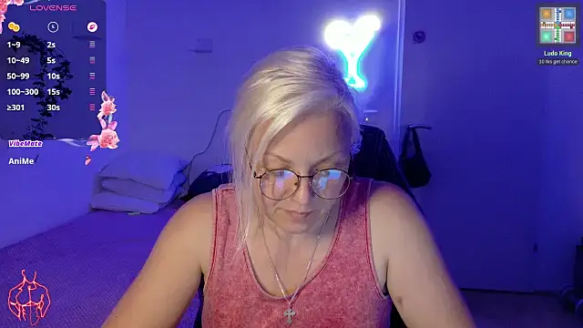 XXX chat uživo modela Linsy_Kim
