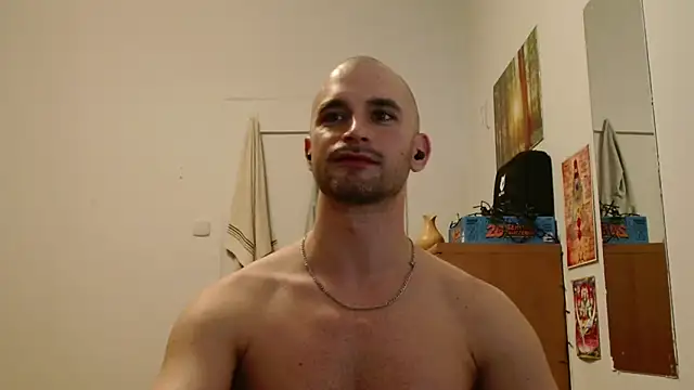 OskarBreno webcam show