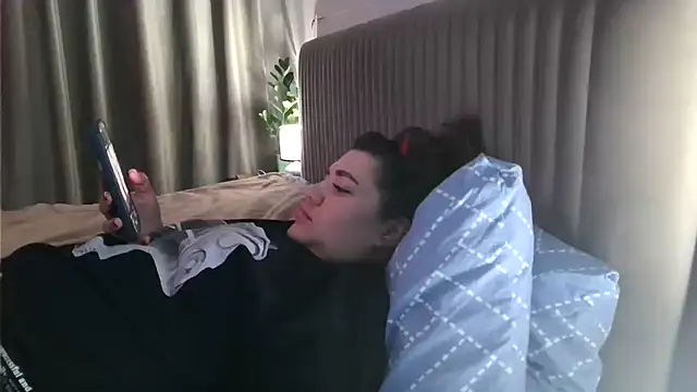 miss_preggie Adlı Modelin Canlı XXX Sohbeti