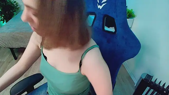 CranberryHot live XXX chat