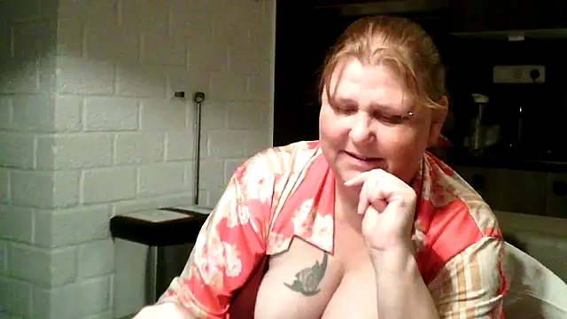 XXX chat uživo modela Sylviastar46