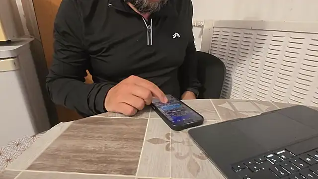 TARKAN1 Pertunjukan Webcam