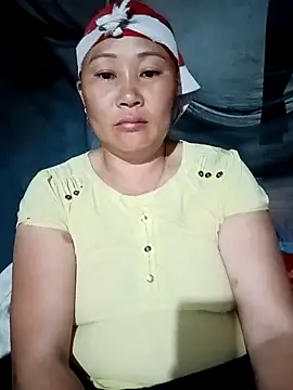 XXX chat uživo modela kalara_kail