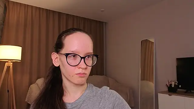 XXX chat uživo modela BettyBrowni