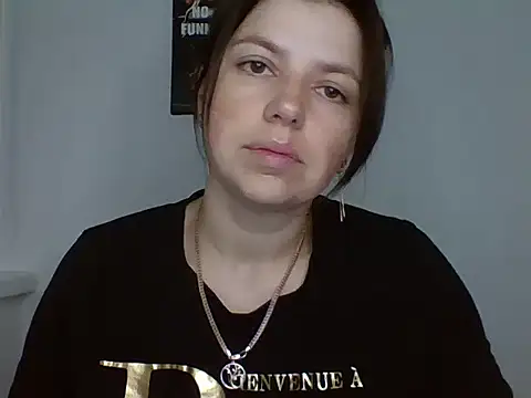 Naughty_Nata Adlı Modelin Web Kamerası Şovu