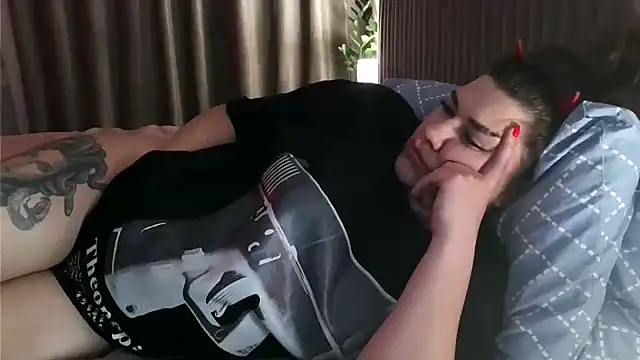 دردشة miss_preggie الجنسية المباشرة
