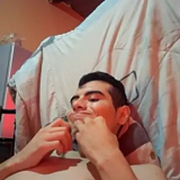 Ortiz3404 Show in webcam