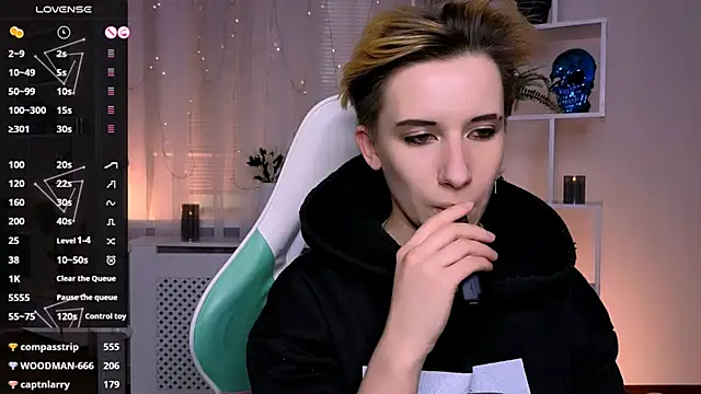 _Rein_ramm's Live XXX Chat