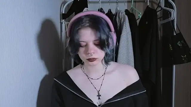 Czat XXX na żywo – Alice_Zev