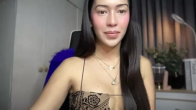 Jasmine_Elcock – Kamerová šou