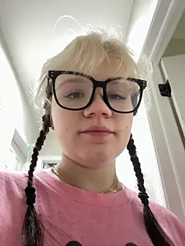 Czat XXX na żywo – Cutiepiespanks
