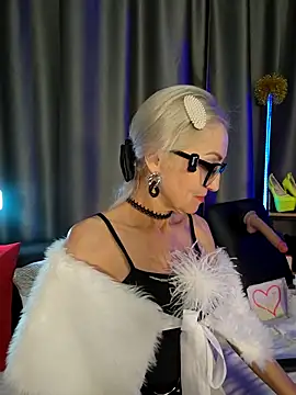 Milforja Live XXX-Chat