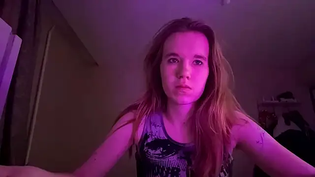 LeomaJee Adlı Modelin Canlı XXX Sohbeti