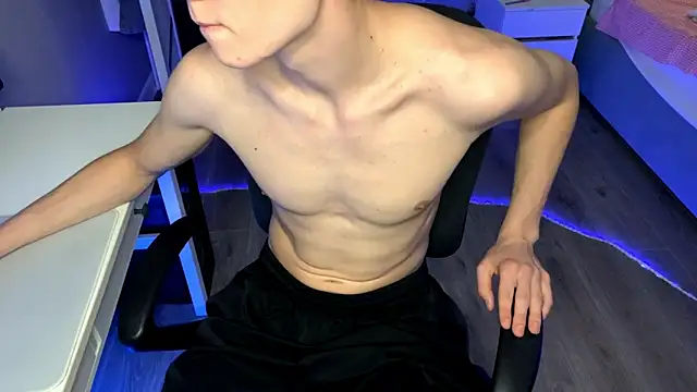 yyyyesssbb Live XXX Chat