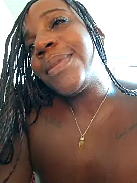 Adrilovechocolate's Live XXX Chat