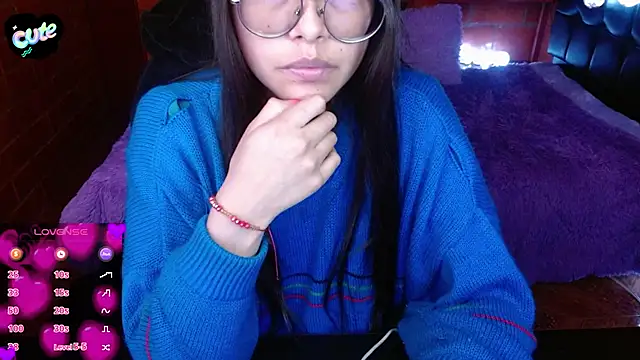 MidoriQuiinn Live XXX-chat