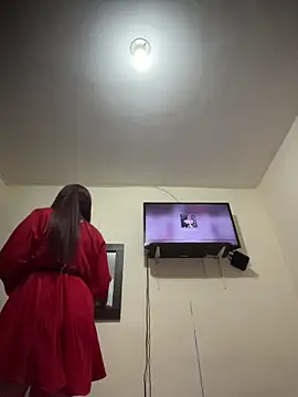 EsmeraldaNaim 现场XXX聊天