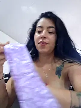Chat XXX en directo de Luianna