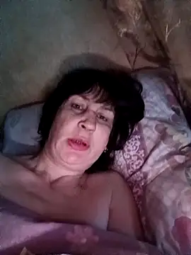 Laura_Kiss Adlı Modelin Canlı XXX Sohbeti