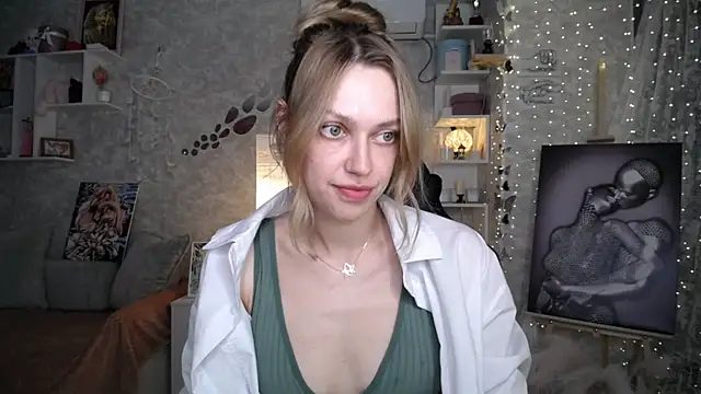 Онлайн чат XXX NickyAdamidi