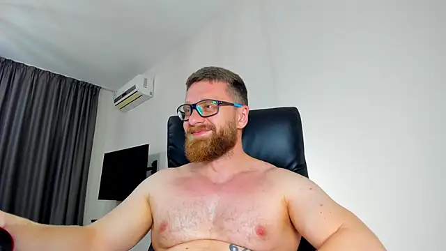 Findom_guy live XXX chat