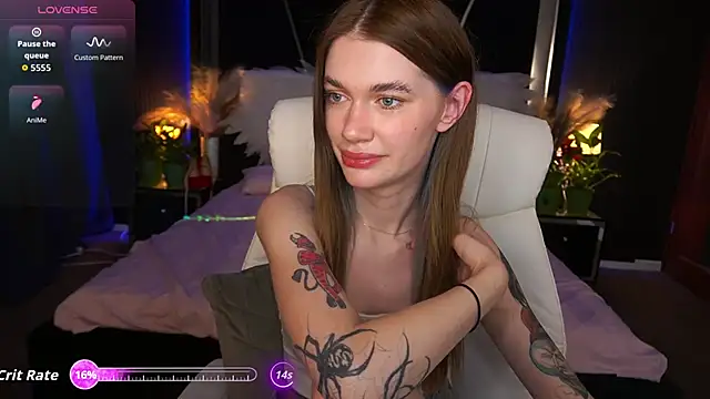 AnacondaOn Chat XXX live