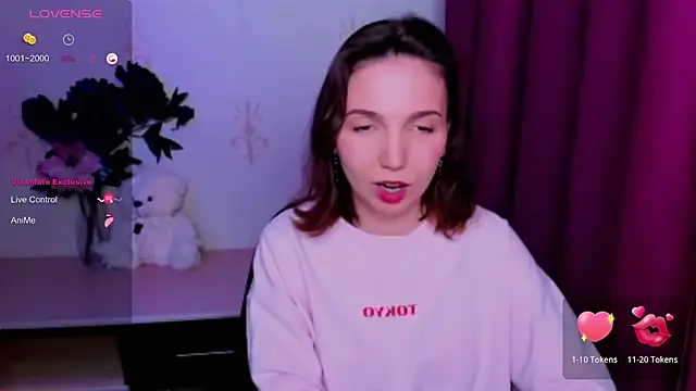 Chat XXX Live KindHazelHere_