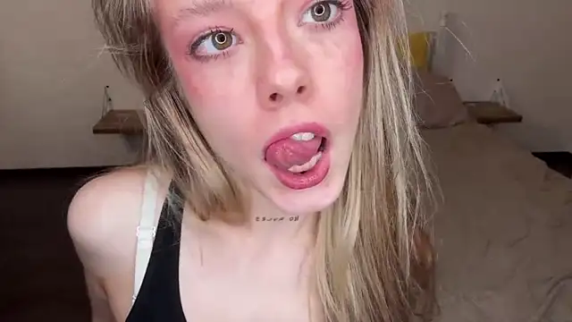 Chat XXX en directo de Catrinee