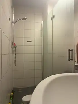 nicknicknick18112n Webbikameraesitys