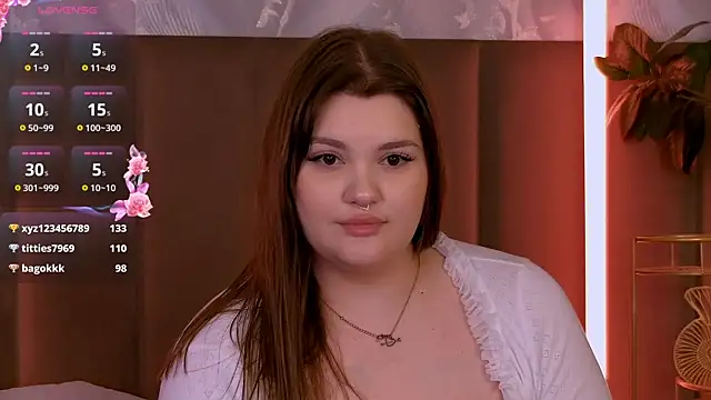 Chat XXX en directo de EmilyHyde