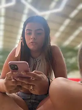 Chat XXX en directo de Kaily_Sweet16