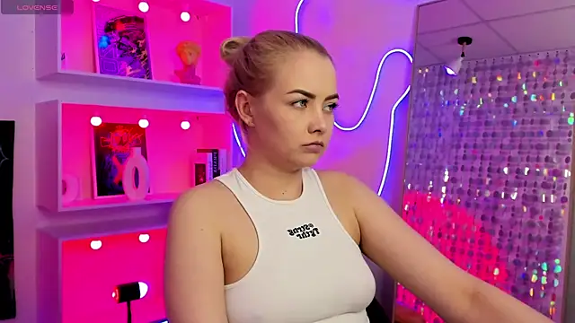 دردشة StephanieSweety الجنسية المباشرة