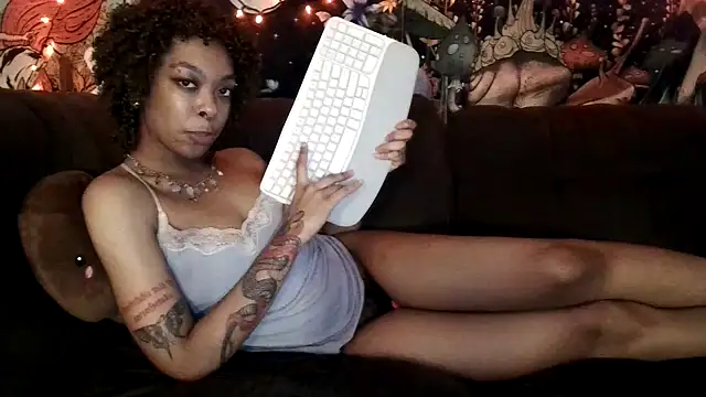 godisdepleasure's Live XXX Chat