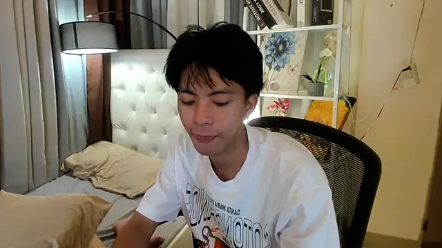 davincihugecock Show in webcam