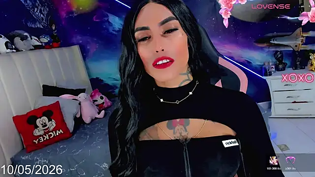 Nella_Dolls Webcam Show