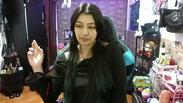 Chat +18 de AngelaQueen_ ao vivo