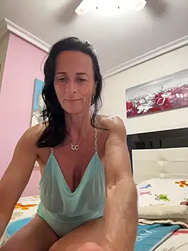 clarastrip Live XXX-chat
