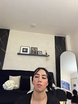 EmmyEvans1 Chat XXX in diretta