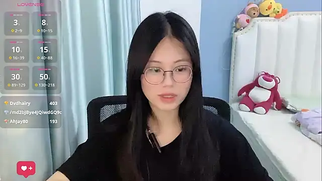 Luna-666 现场XXX聊天