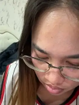 Ponthip 라이브 XXX 채팅