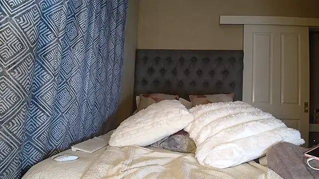 Онлайн чат XXX nanababe1