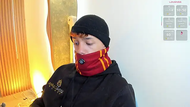 Chat XXX Live Tomy_Rox