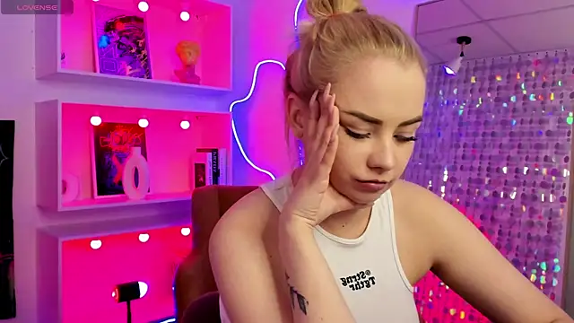StephanieSweety – Naživo XXX chat