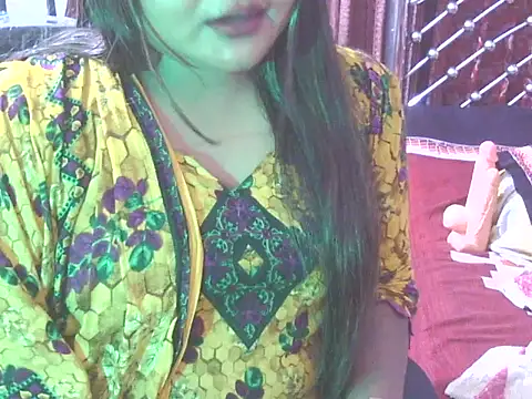 Онлайн чат XXX Nusrat_Faria
