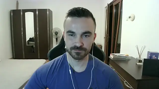 mu5clemania2's Live XXX Chat