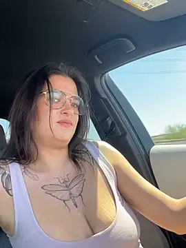 SafeinouterSpace – Naživo XXX chat